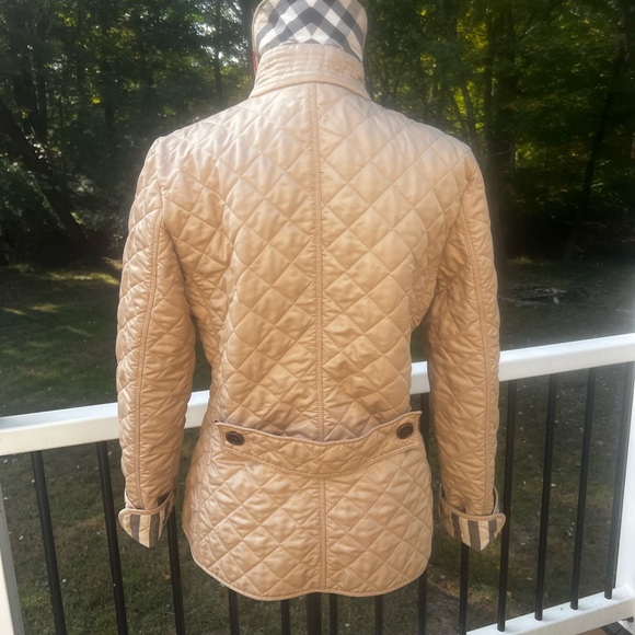 ❤️🔥BURBERRY❤️🔥 BRIT QUILTED WOMENS BEIGE JACKET SIZE SMALL - Picture 6 of 16
